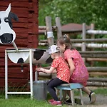 Maatilamatkailu Ilomaeki Farmház *