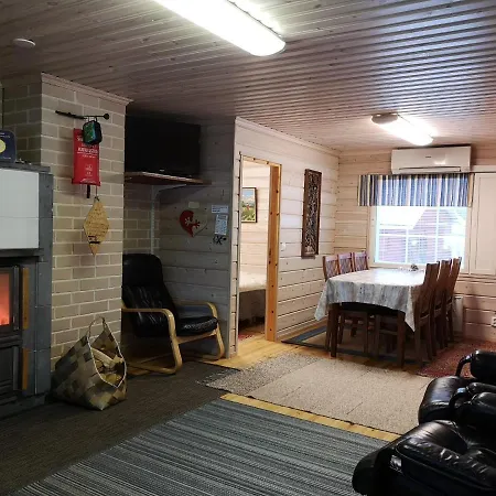 Maatilamatkailu Ilomaeki Farm stay *