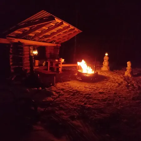 Maatilamatkailu Ilomaeki Фермерский дом *