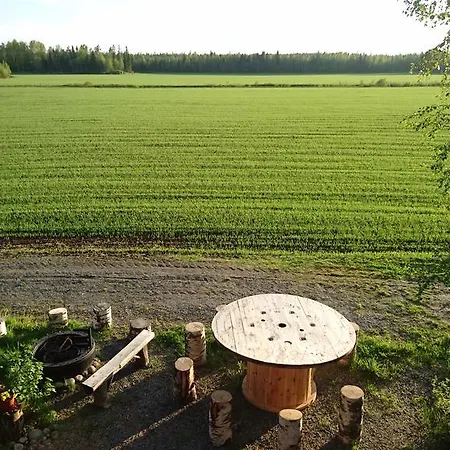 Farm stay Maatilamatkailu Ilomaeki *
