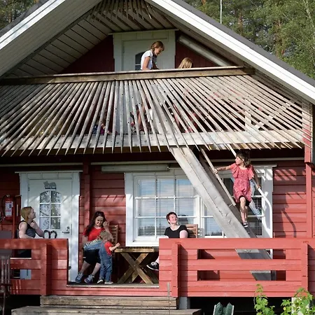 Farm stay Maatilamatkailu Ilomaeki *